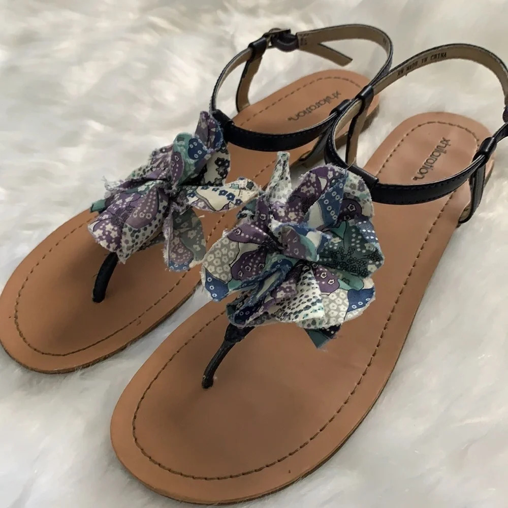 Blue Flower Sandals - Picture 2 of 5